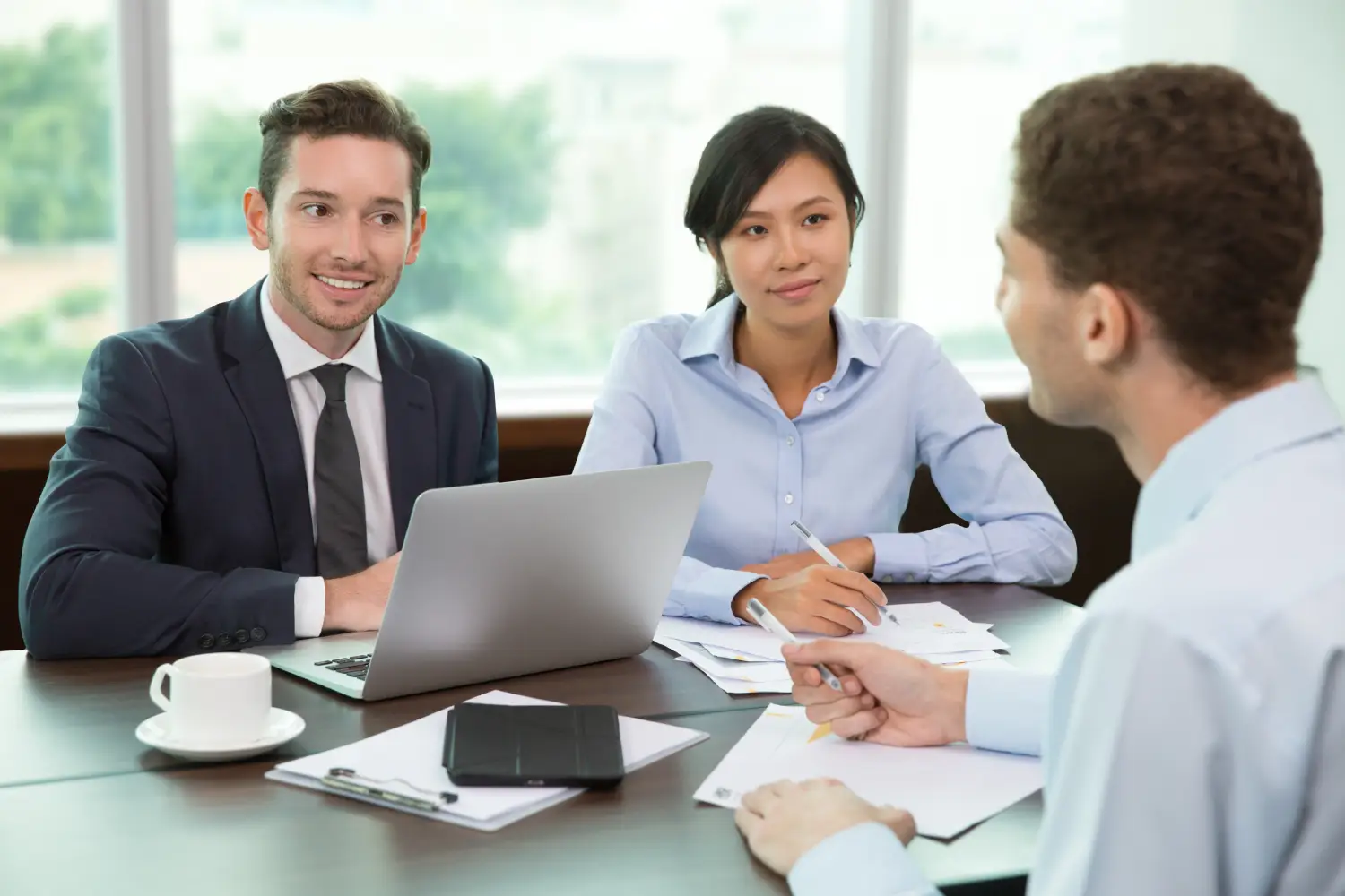 business-people-meeting-office business-people-meeting-office